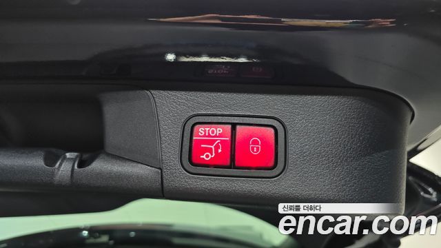 Mercedes-Benz EQB 2023 — photo 23