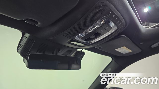 Mercedes-Benz EQB 2023 — photo 26