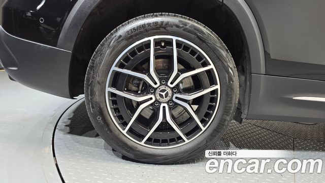 Mercedes-Benz EQB 2023 — photo 7