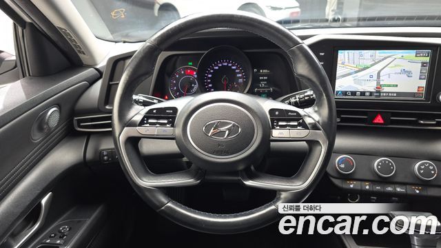 Hyundai AVANTE 2021 — photo 13