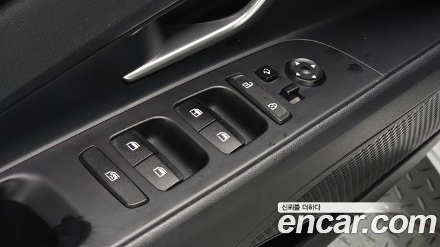 Hyundai AVANTE 2021 — photo 14