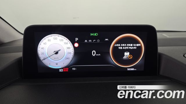 Hyundai Staria 2025 — photo 8