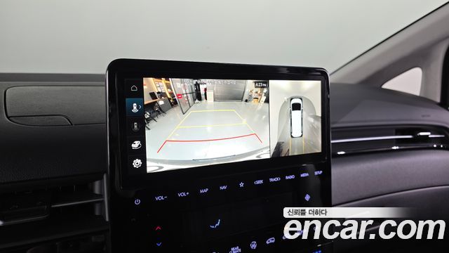 Hyundai Staria 2025 — photo 16