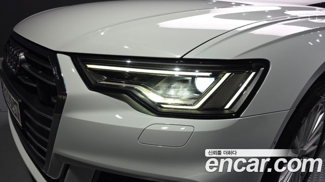 Audi A6 2020 — photo 8