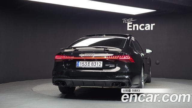 Audi A7 2021 — photo 4