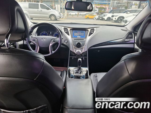 Hyundai Grandeur 2012 — photo 7