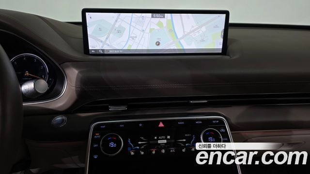 Genesis GV80 2020 — photo 18