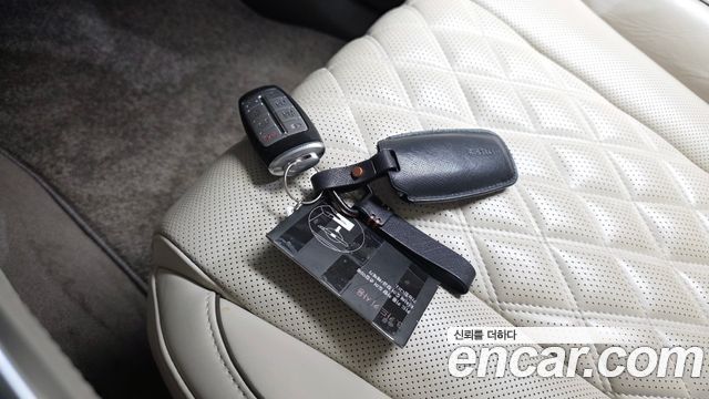 Genesis GV80 2020 — photo 21