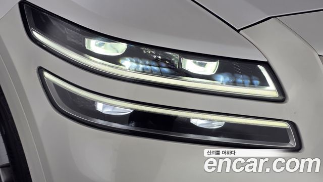 Genesis GV80 2020 — photo 8