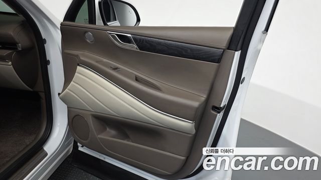 Genesis GV80 2020 — photo 14