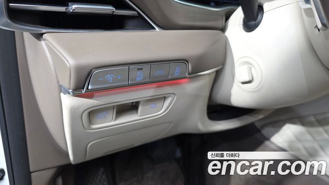 Genesis GV80 2020 — photo 27