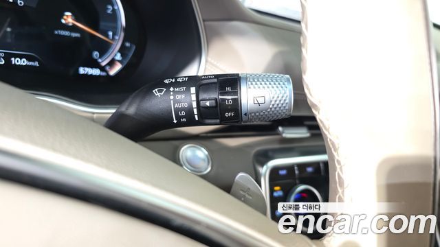 Genesis GV80 2020 — photo 28