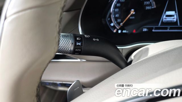 Genesis GV80 2020 — photo 29