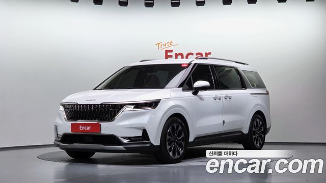 Kia Canival 2023 — photo 1