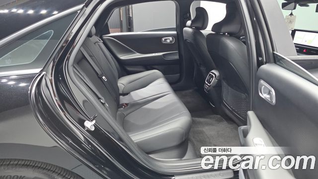 Hyundai Ioniq6 2025 — photo 17