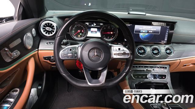 Mercedes-Benz E-Class 2019 — photo 19