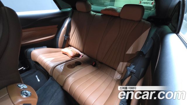 Mercedes-Benz E-Class 2019 — photo 16