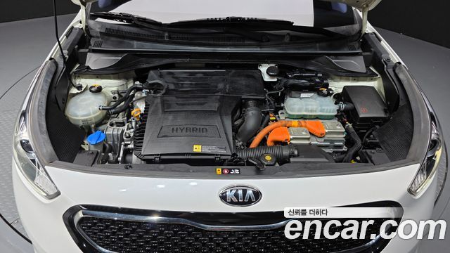 Kia Niro 2018 — photo 6