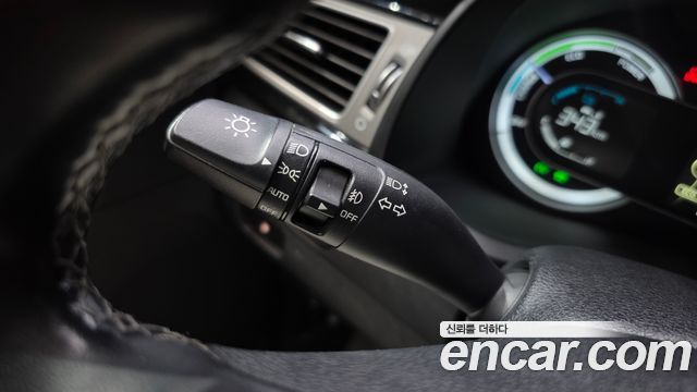 Kia Niro 2018 — photo 15