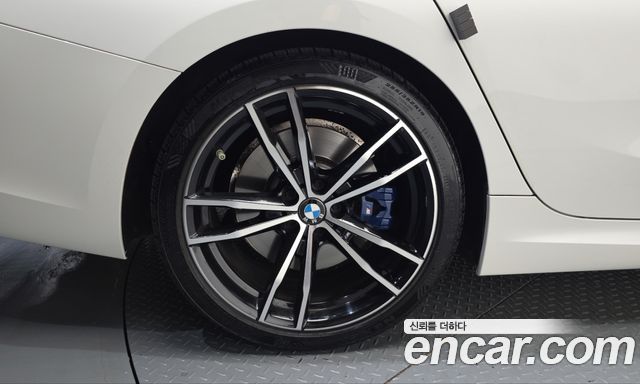 BMW 3-Series 2021 — photo 5