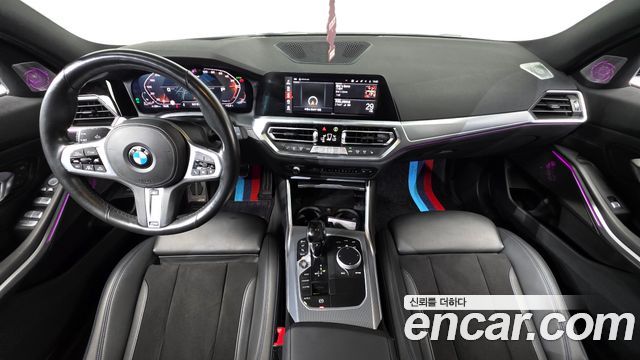 BMW 3-Series 2021 — photo 10
