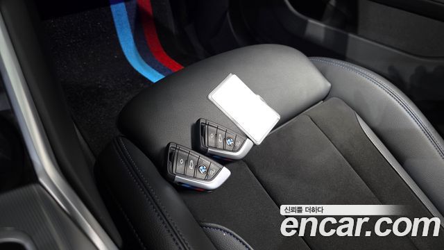 BMW 3-Series 2021 — photo 21