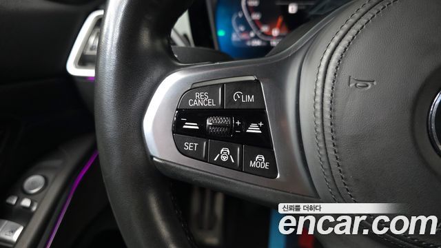 BMW 3-Series 2021 — photo 22