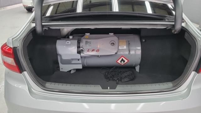 Hyundai Sonata 2015 — photo 18