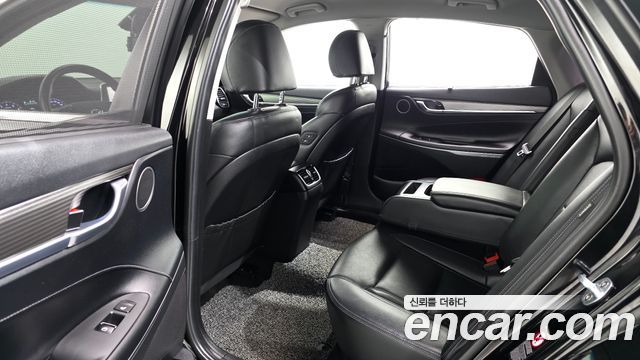 Hyundai Grandeur 2018 — photo 11