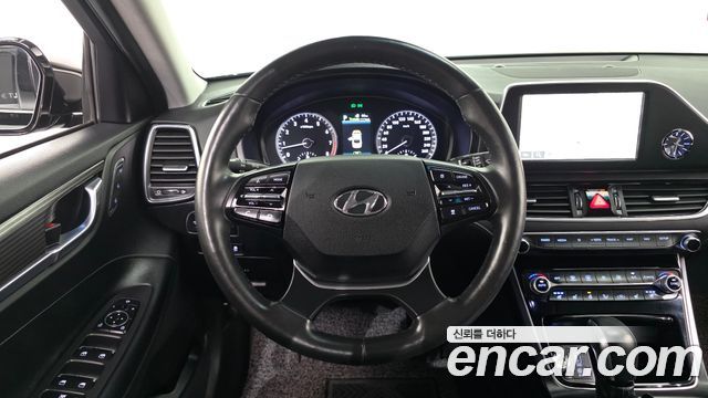 Hyundai Grandeur 2018 — photo 12