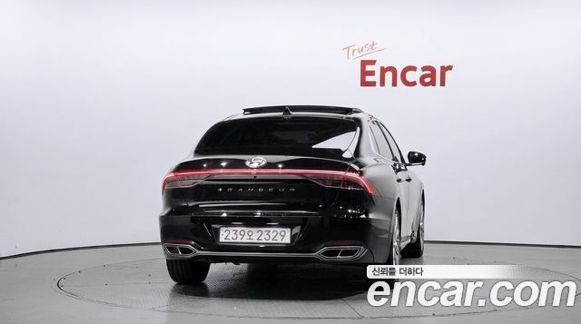 Hyundai Grandeur 2023 — photo 4