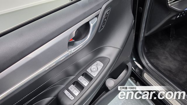 Hyundai Grandeur 2023 — photo 28