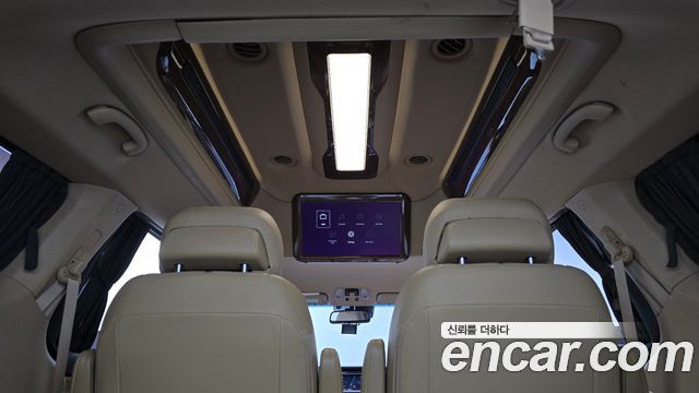 Kia Canival 2016 — photo 15