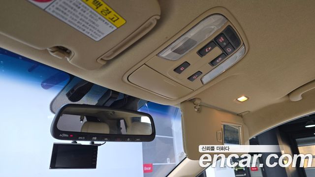 Kia Canival 2016 — photo 18