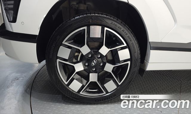 Hyundai Kona 2023 — photo 5