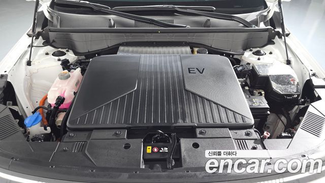 Hyundai Kona 2023 — photo 6
