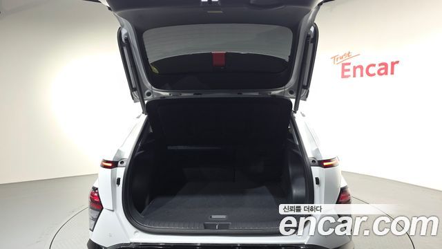 Hyundai Kona 2023 — photo 24