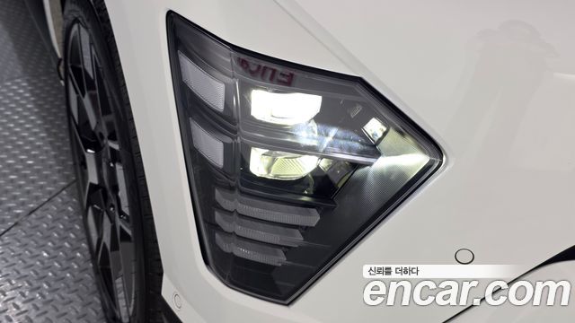 Hyundai Kona 2023 — photo 8