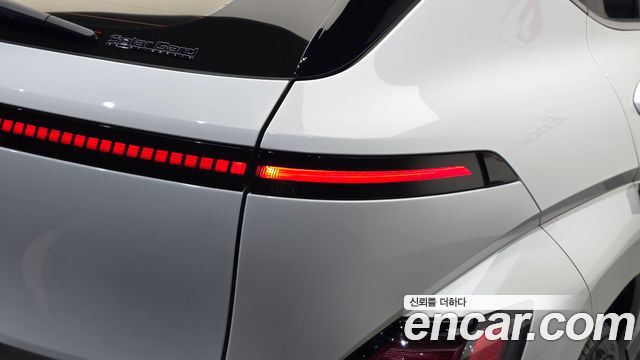 Hyundai Kona 2023 — photo 9
