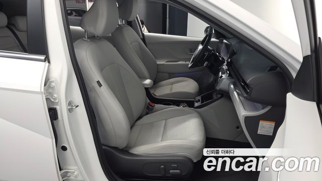 Hyundai Kona 2023 — photo 16