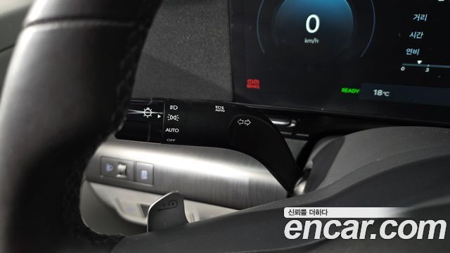 Hyundai Kona 2023 — photo 29