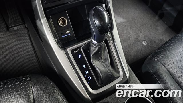 Hyundai AVANTE 2014 — photo 12