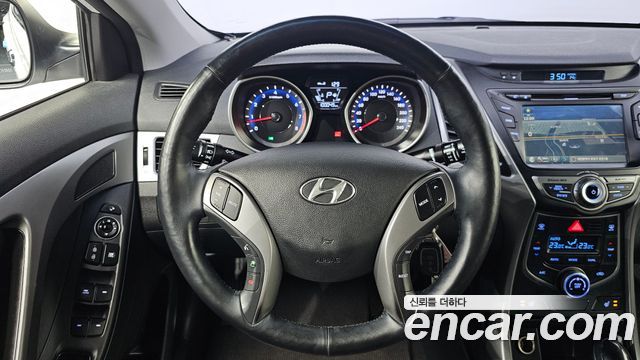 Hyundai AVANTE 2014 — photo 22