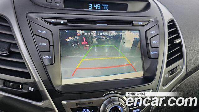 Hyundai AVANTE 2014 — photo 23
