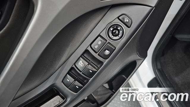 Hyundai AVANTE 2014 — photo 28