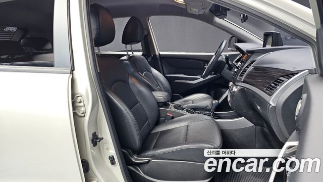 KG Mobility KORANDO 2014 — photo 12