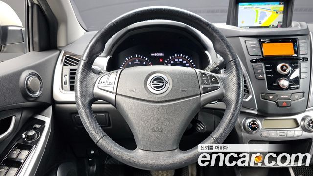 KG Mobility KORANDO 2014 — photo 13