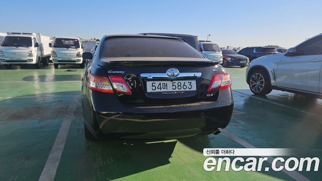 Toyota Camry 2011 — photo 4