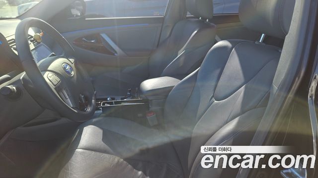 Toyota Camry 2011 — photo 10
