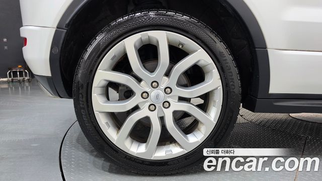 Land Rover Range Rover Evoque 2018 — photo 5